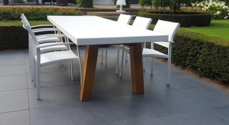contemporary garden furniture with table and chairs